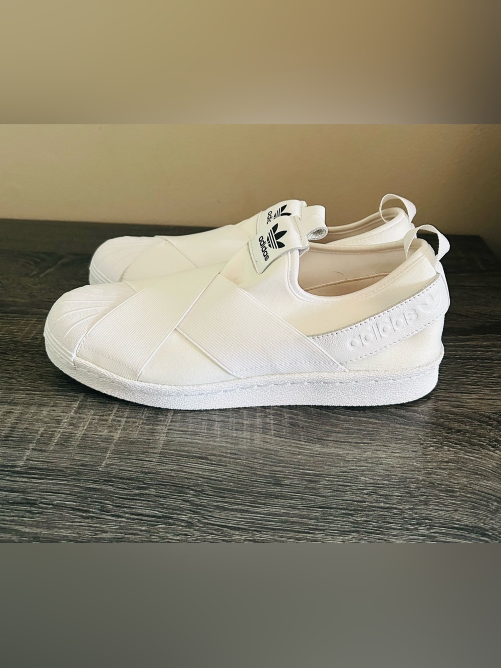 adidas White Slip-On Women's Elastic Band Sneakers